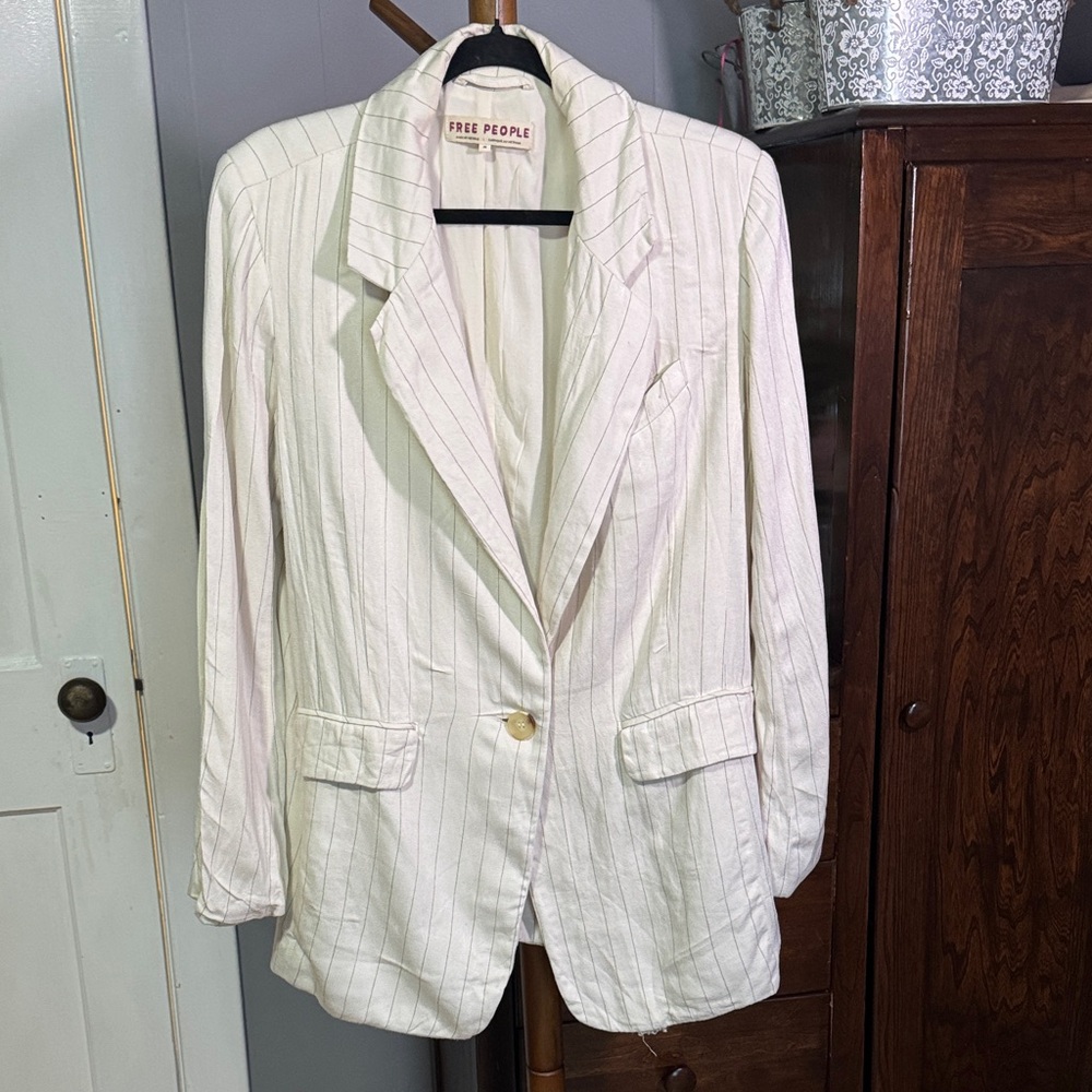 🤍 Free People Striped Linen-Blend Boyfriend Blazer — Size M